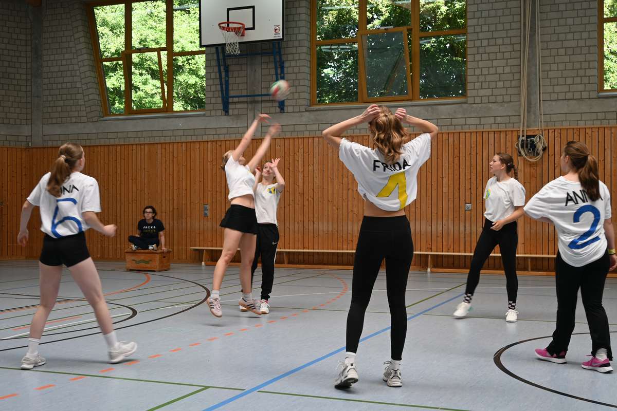 Volleyballturnier der Oberstufe am vorletzten Schultag